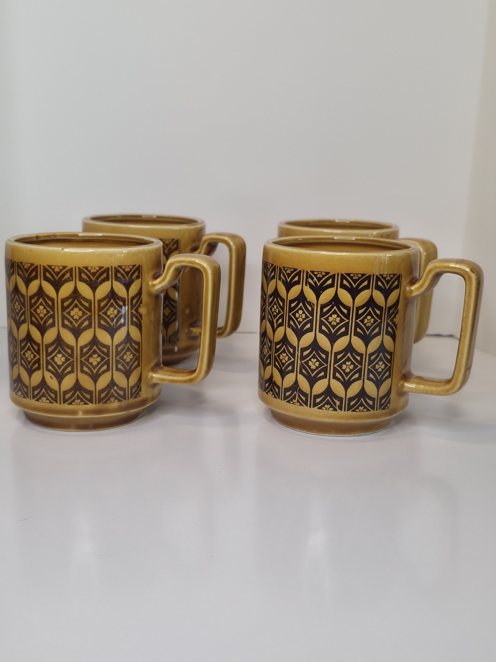 Vintage Royal Sealy Japan Brown Amber Geometric Coffee Mugs Cups Set of 4 MCM